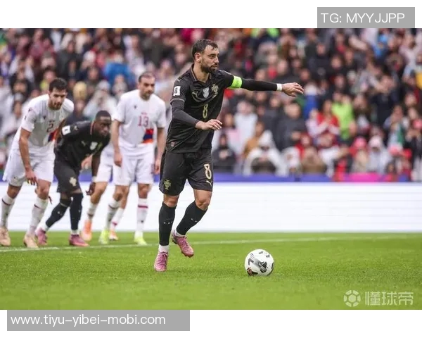 17岁塞内加尔中场达博试训曼联表现出色引发关注 17岁塞内加尔中场达博试训曼联表现出色引发关注